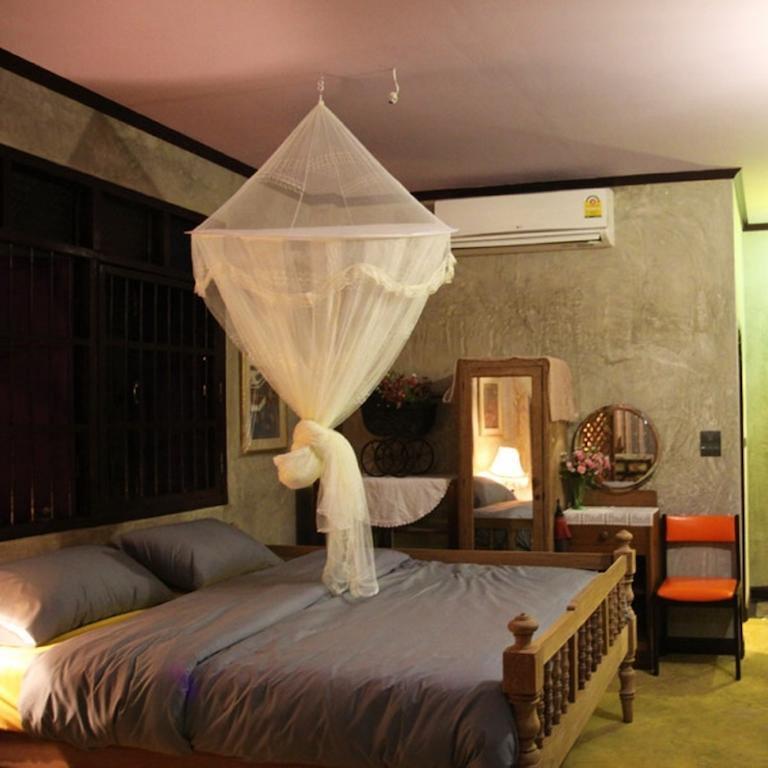 Bangluang House Otel Bangkok Oda fotoğraf