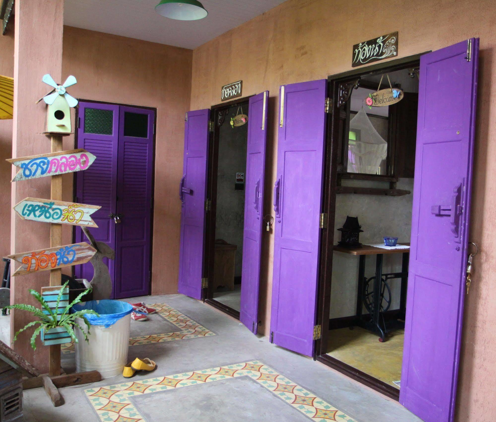 Bangluang House Otel Bangkok Dış mekan fotoğraf