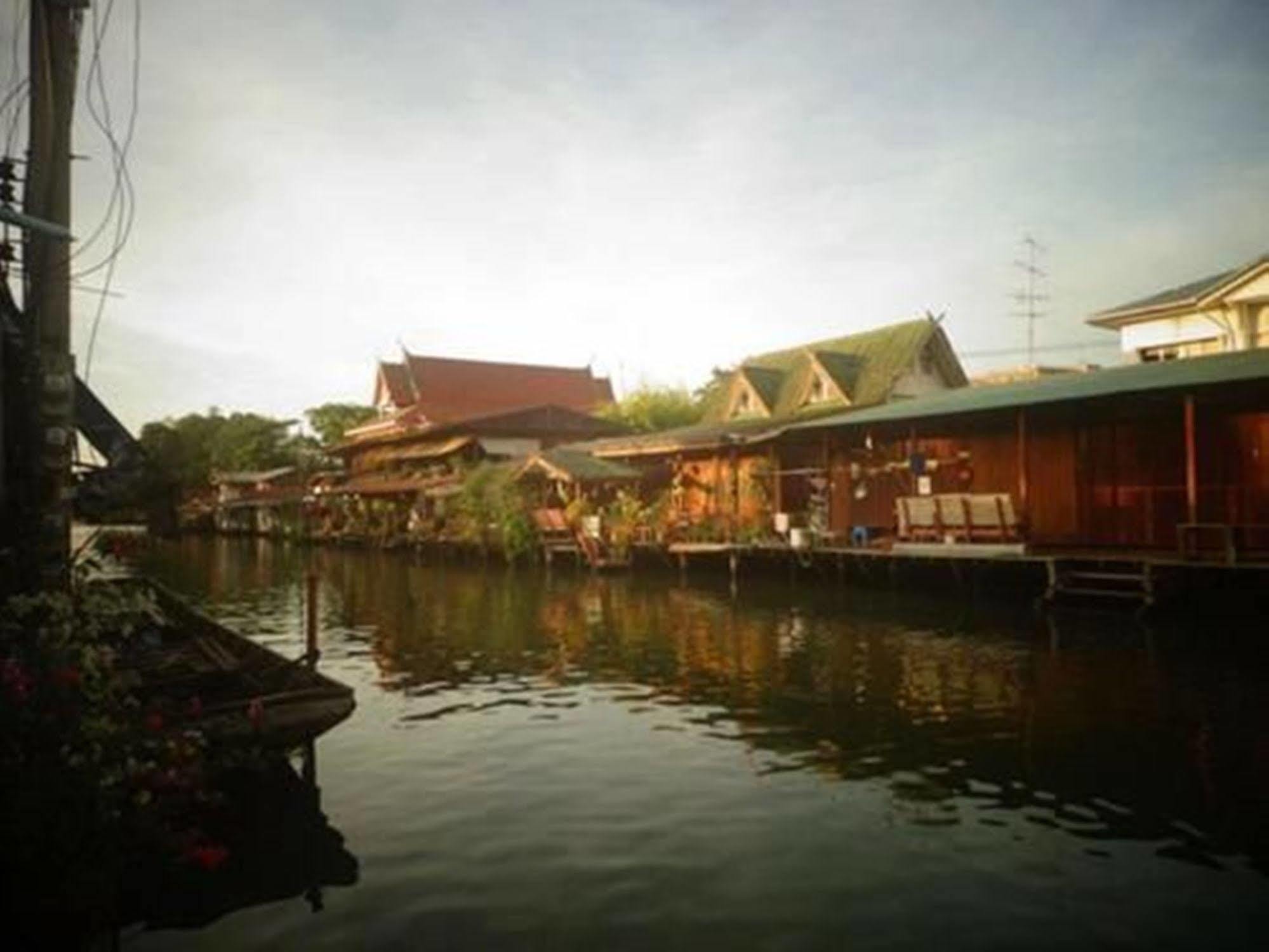 Bangluang House Otel Bangkok Dış mekan fotoğraf